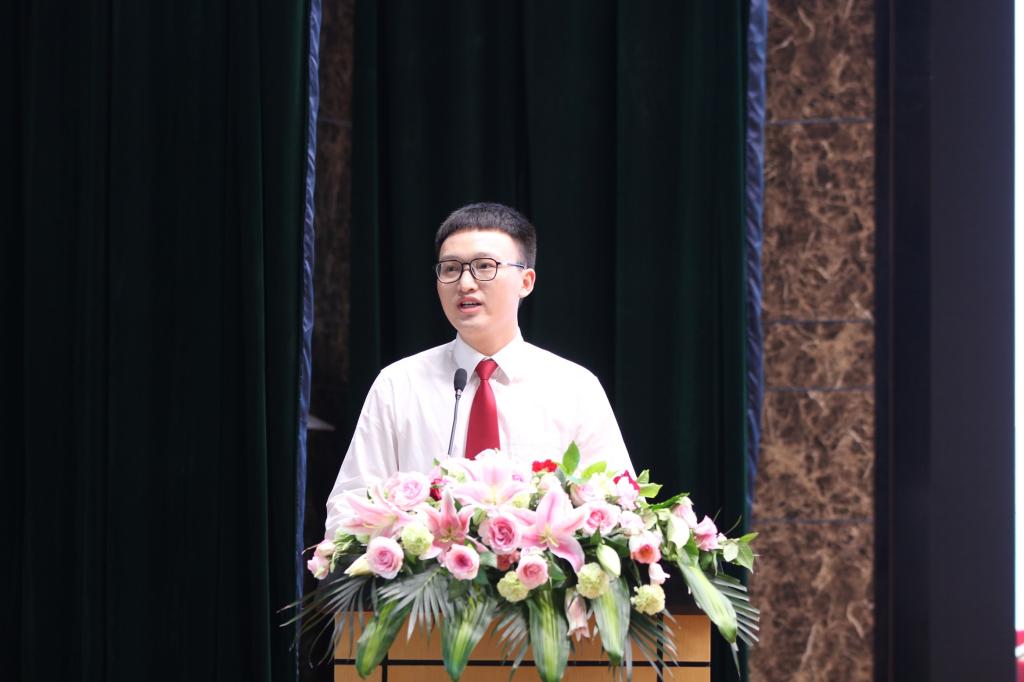 讲春梅故事 学英模精神 育法学新人——澳亚国际优惠活动大厅与邵阳法院联合开展读书报告会·座谈会
